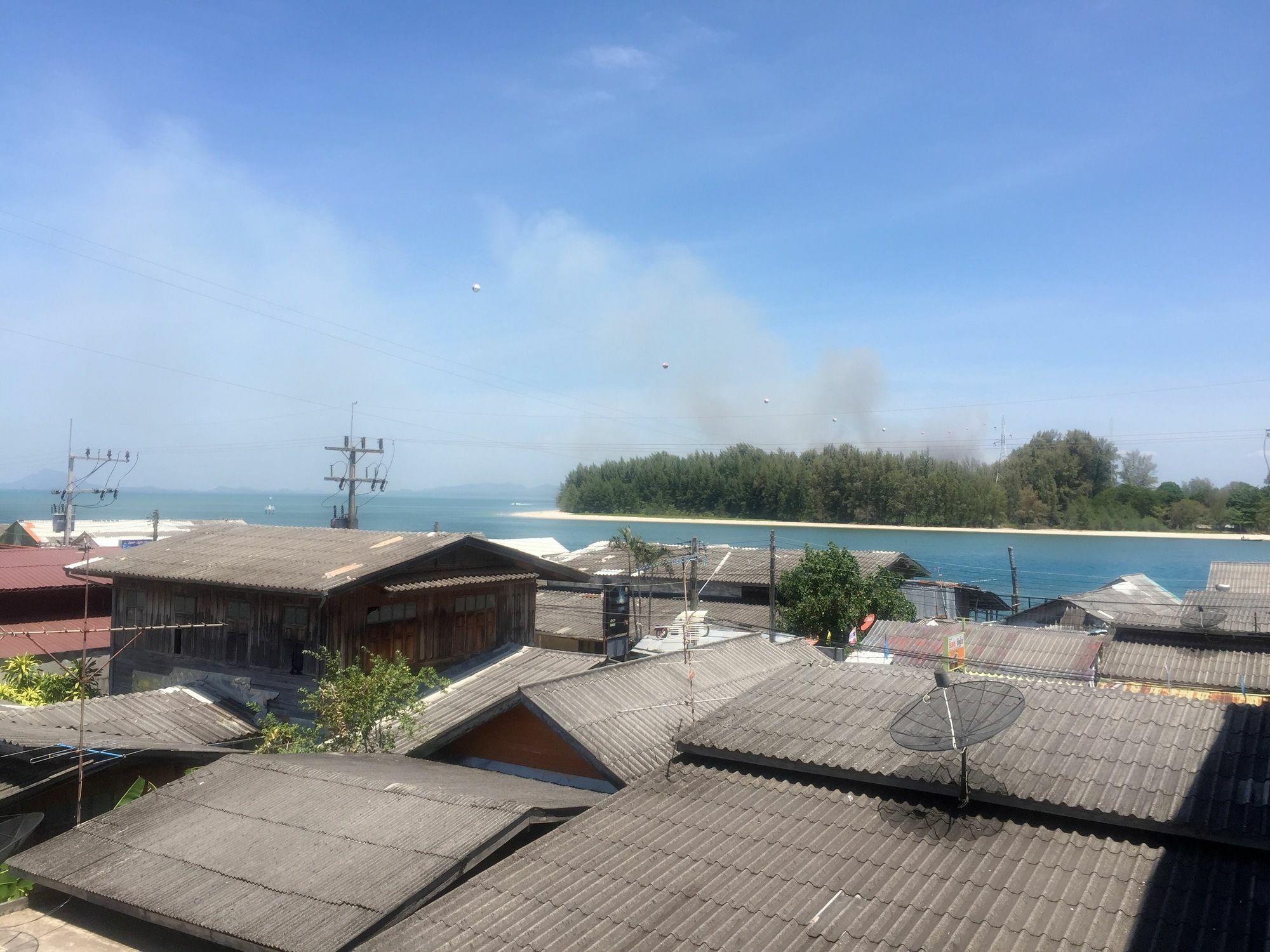 Jetty Place Ko Lanta 外观 照片