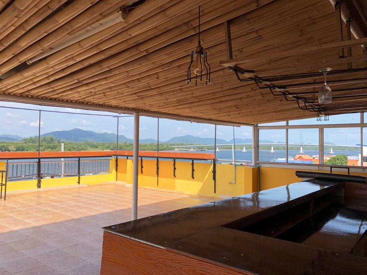 Jetty Place Ko Lanta 外观 照片